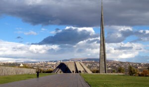 Ծիծեռնակաբերդ