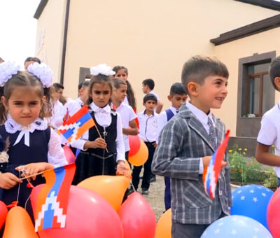Առաջին դասարանցիներ՝ դպրոցի վերաբացմանն Արցախում