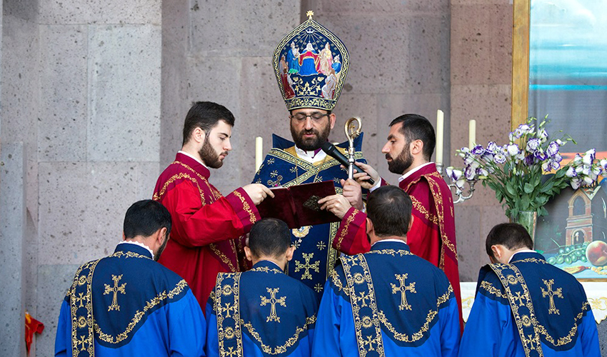 Ձեռնադրում, քահանա