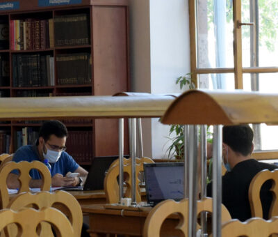 Ազգայինգրադարանի ընթերցասրահում