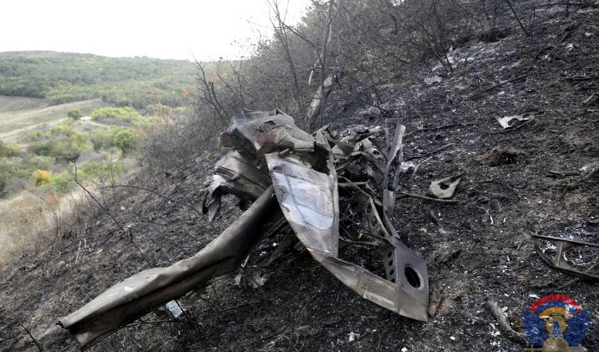 Ադրբեջանական խոցված ինքնաթիռի բեկոր
