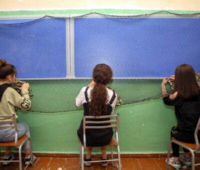 Քողարկող ցանց, դպրոց