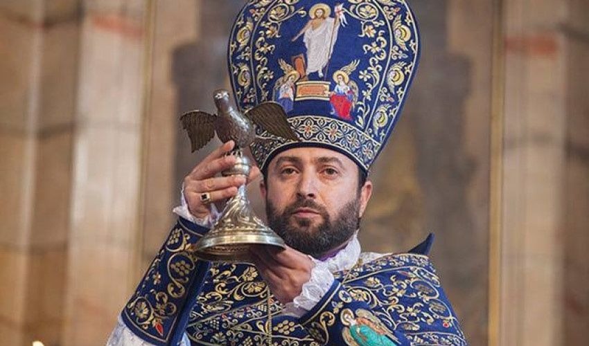 Հովնան եպիսկոպոս Հակոբյան