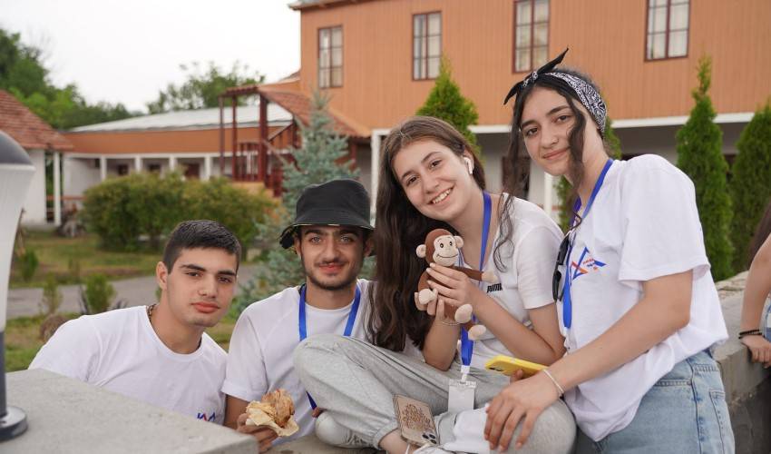 «Քայլ դեպի տուն». սփյուռքահայ պատանիները հայրենիքում