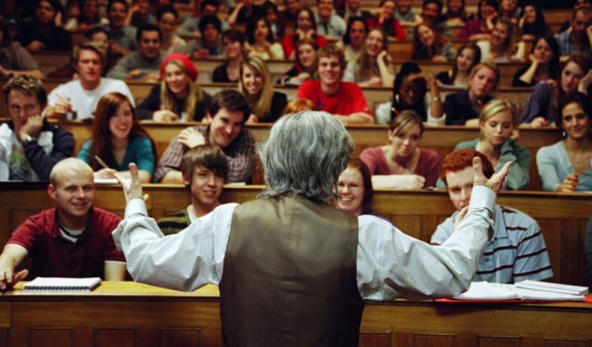 Դասախոս, գիտնական