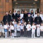 Երեխաներն ու Ամենայն հայոց կաթողիկոսը