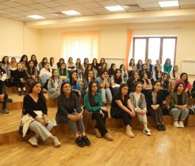 Ուսանողներն ԱրՊՀ-ում