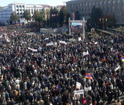 Հանրահավաք Ստեփանակերտի Վերածննդի հրապարակում