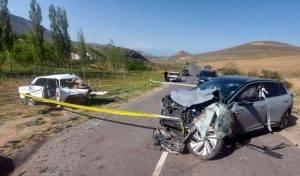 Ավտովթար Արտաշատ-Գառնի ճանապարհին