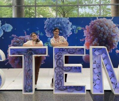 Իլոնա Արտազյանը և Անժելա Մաթևոսյանն ԱՄՆ Դալլաս քաղաքում