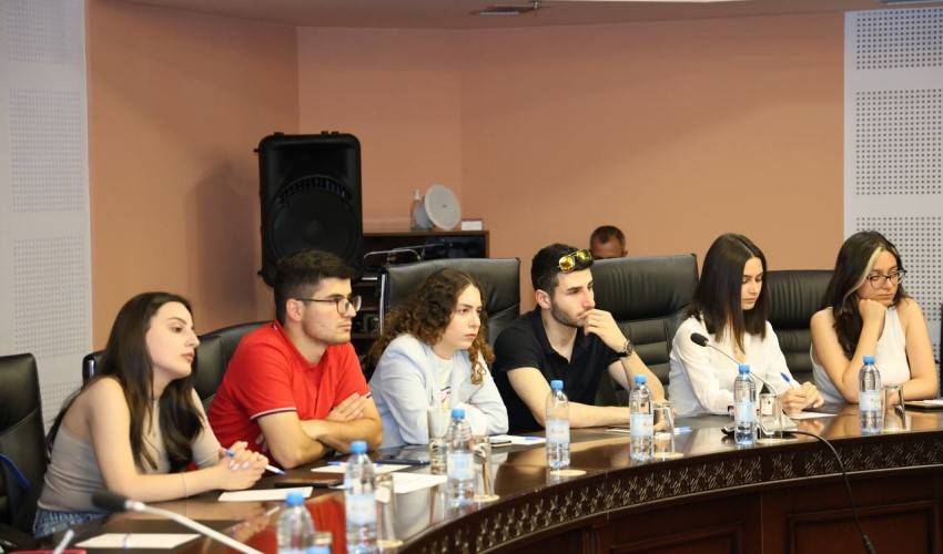 «Հայաստանի գլխավոր մարտահրավերները և ուսանողության դերը»