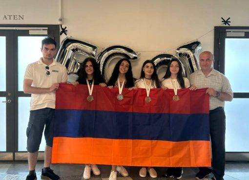 Հայաստանի թիմը Ինֆորմատիկայի Եվրոպայի աղջիկների 3-րդ օլիմպիադայում