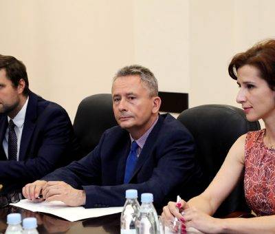 ՀՀ-ում Lեհաստանի Հանրապետության արտակարգ և լիազոր դեսպան Պյոտր Սկվեչինսկի