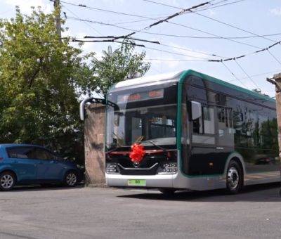 Տրոլեյբուս