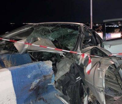 «Toyota Camry» -ն Էջմիածին քաղաքի մոտ բախվել է բետոնե արգելապատնեշին