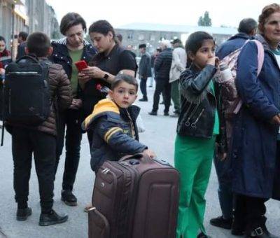 Արցախցի փախստական, տեղահանված երեխաները Գորիսում