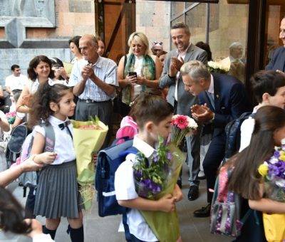 Դանիել Դանիելյանն այցելել է ԵԹԿՊԻ ու երաժշտական դպրոցներ