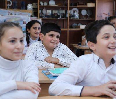 Աշակերտները Գորիսի դպրոցներից մեկում