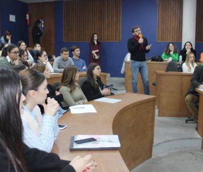 Ֆրանսիացի սենատորը հանդիպել է UFAR-ի ուսանողների հետ