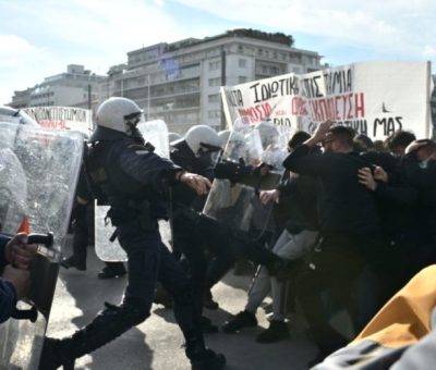 Աթենքում ակցիայի ժամանակ բախում է տեղի ունեցել ցուցարարների ու ոստիկանության միջև