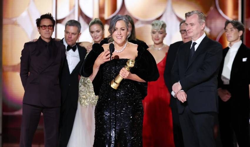 Ռեժիսոր Քրիստոֆեր Նոլանն ու պրոդյուսեր Էմմա Թոմասը «Ոսկե գլոբուս»-ի մրցանակաբաշխության ժամանակ