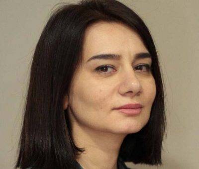 Լուսինե Ղարիբյան