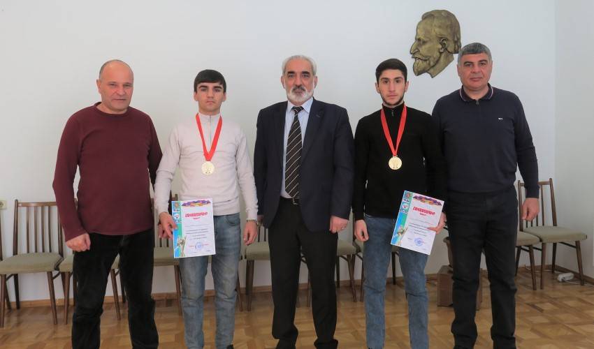 ՎՊՀ ուսանողներ Արեն Ասլամազյանն ու Դավիթ Եգորյանը՝ Հայաստանի բռնցքամարտի չեմպիոններ