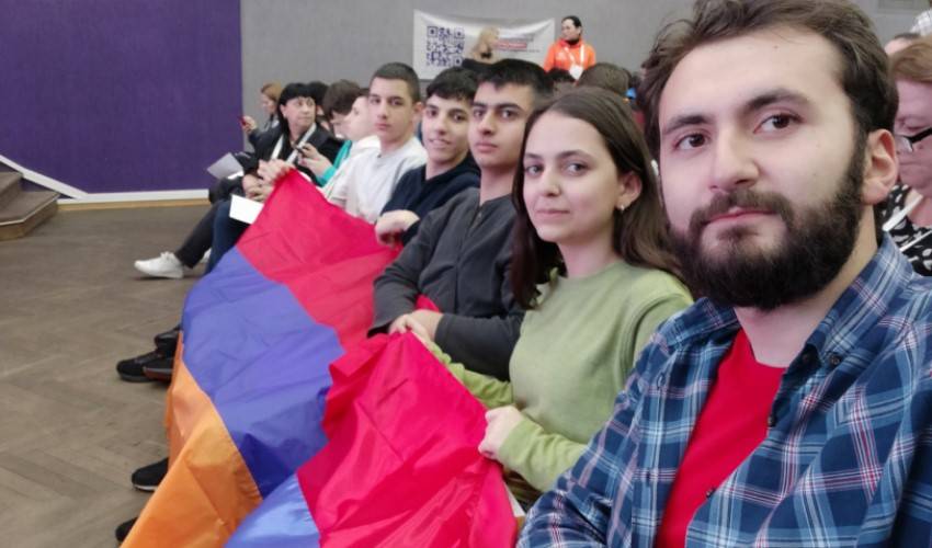 Հայաստանի թիմը Մաթեմատիկայի միջազգային կովկասյան 9-րդ օլիմպիադայում