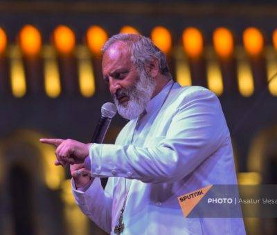 Բագրատ արքեպիսկոպոս Գալստանյան