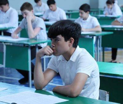 9-րդ դասարանցիները քննության ժամանակ