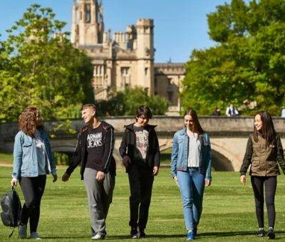 Ուսանողները Մեծ Բրիտանիայում