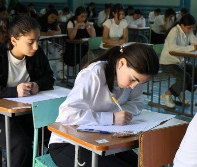 Դիլիջանում 9-րդ դասարանցիները քննություն են հանձնել միասնական էսսեի ձևաչափով