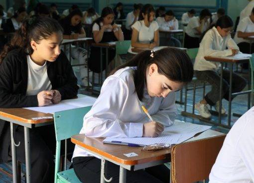 Դիլիջանում 9-րդ դասարանցիները քննություն են հանձնել միասնական էսսեի ձևաչափով
