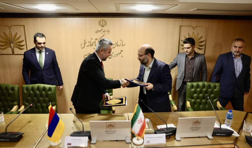 Իրանի ազգային գրադարանում ու արխիվում Հայկական անկյուն է բացվել