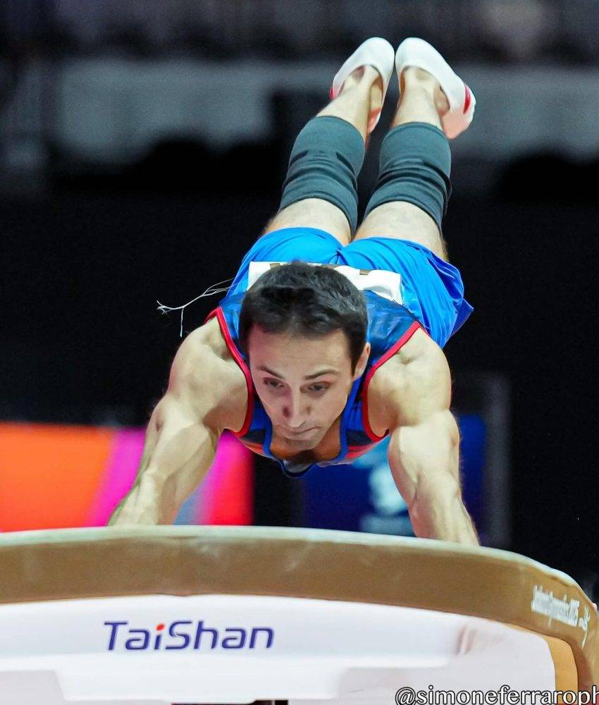 Մարմնամարզիկ Արթուր Դավթյան