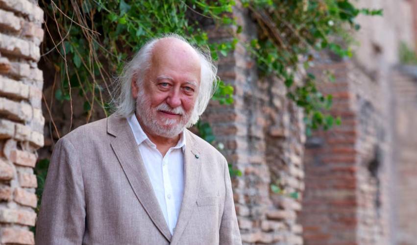 Լասլո Կրասնոհորկայի