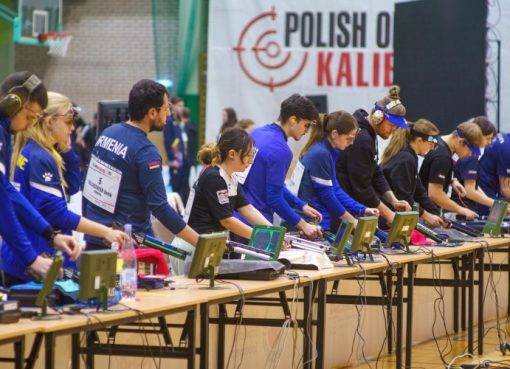 Բենիկ Խլղաթյանն ու Էլմիրա Կարապետյանը արծաթե մեդալ են նվաճել Լեհաստանում ընթացող միջազգային մրցաշարում