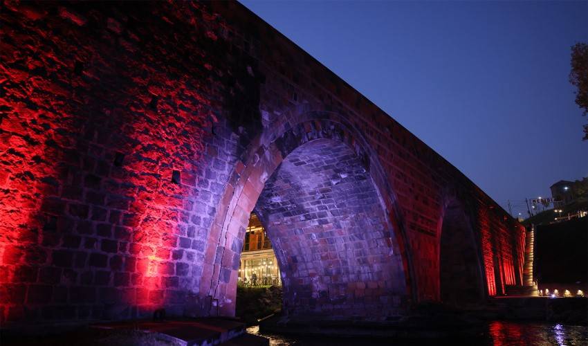 Երևանի Կարմիր կամուրջը