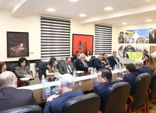 Ժաննա Անդրեասյանը հանդիպել է ՀՀ պետական բուհերի ռեկտորների հետ