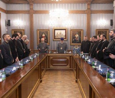 Ամենայն հայոց կաթողիկոսն ընդունել է ՀՀ ԶՈւ հոգևոր սպասավորներին