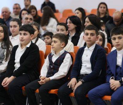 Պարգևատրվել են Մայրենիի (ընթերցանության) օլիմպիադայի հաղթող աշակերտները