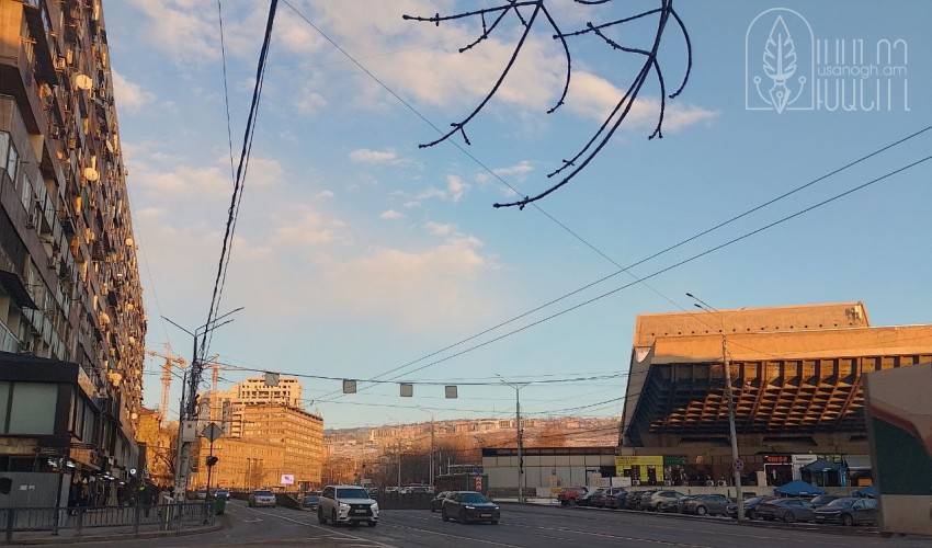 Ագաթանգեղոսի փողոցը Երեւանում