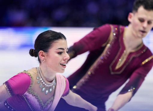 Գեղասահորդներ Կարինա Ակոպովան ու Նիկիտա Ռախմանինը