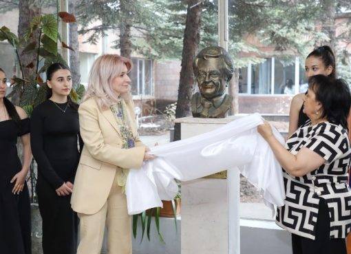 Երևանի տարածաշրջանային թիվ 2 պետական քոլեջում տեղադրվել է Նորայր Աճեմյանի կիսանդրին