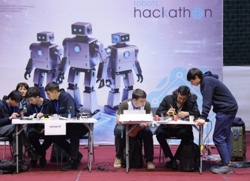 Երևանում մեկնարկել է «Ռոբոտների հաքաթոն»-ը