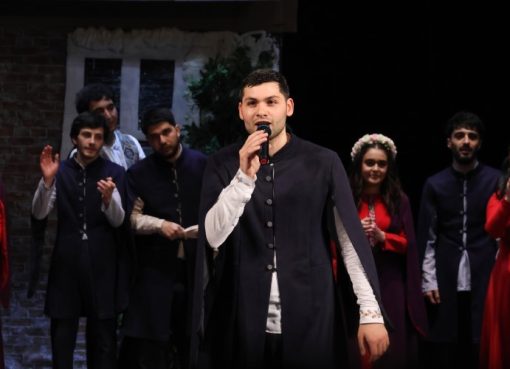 Ուսանողական խորհրդի անդամների մասնակցությամբ բեմադրված «Հայը» ներկայացումը