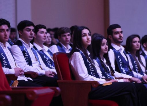 «ԱԲ սերունդ» կրթական ծրագրի առաջին շրջանավարտները ավարտական վկայականներ են ստացել