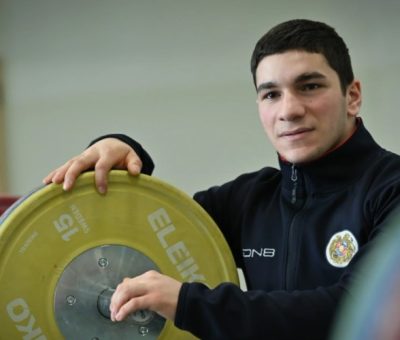 Ծանրորդ Նարեկ Մկրտչյան