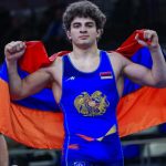 Ըմբիշ Վահե Հովեյանը