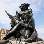 «Վահագն Վիշապաքաղ» հուշարձանը Երևանում